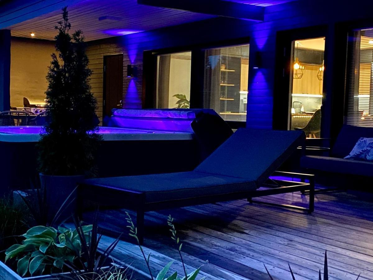Idyllic Villa Unikko With Jacuzzi And Sauna Björneborg Eksteriør bilde